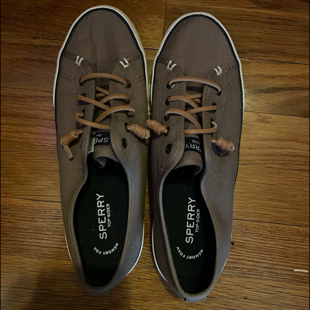 Sperry slip on sneaker